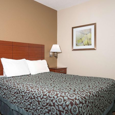 Days Inn By Wyndham Mankato Eksteriør billede