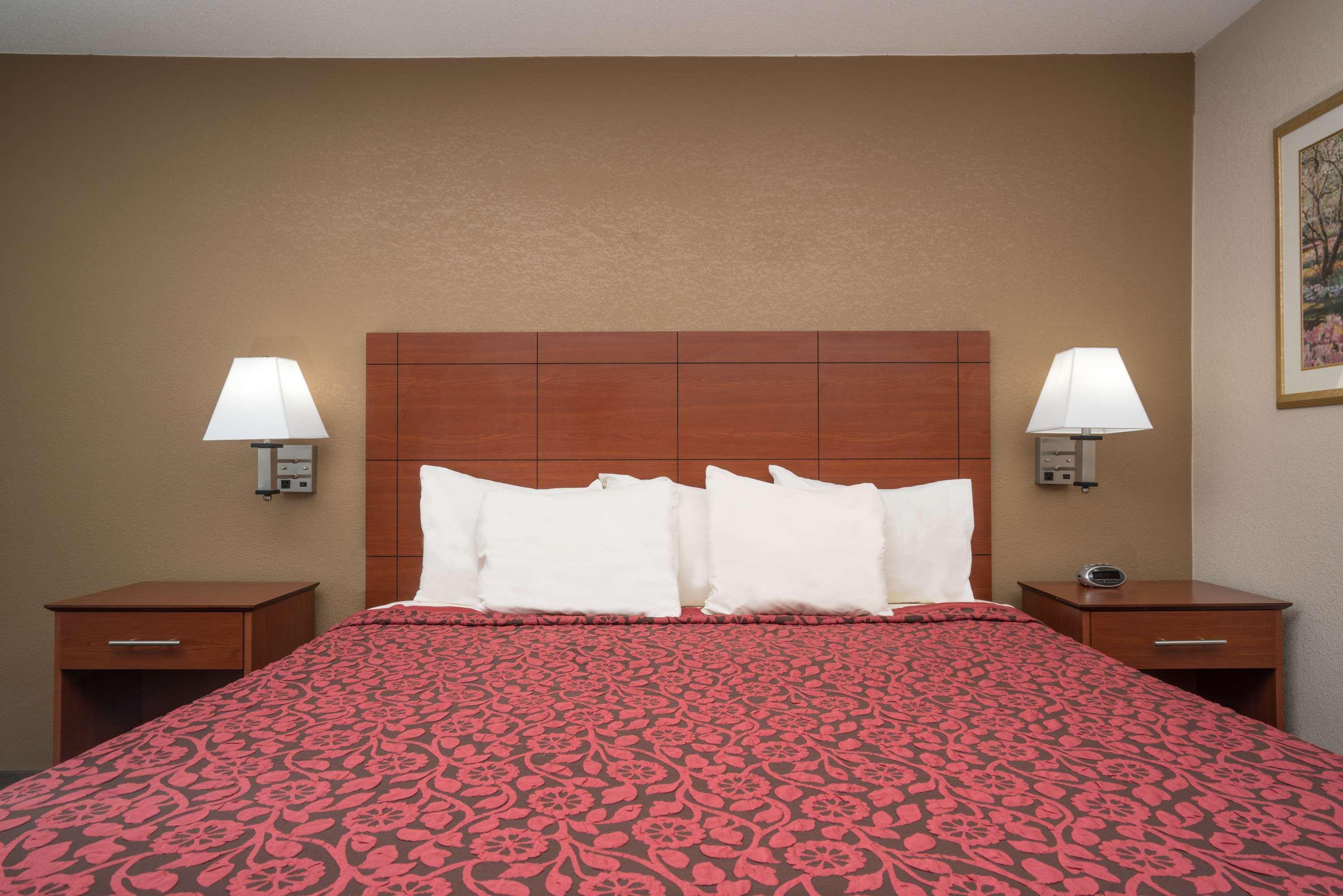 Days Inn By Wyndham Mankato Eksteriør billede