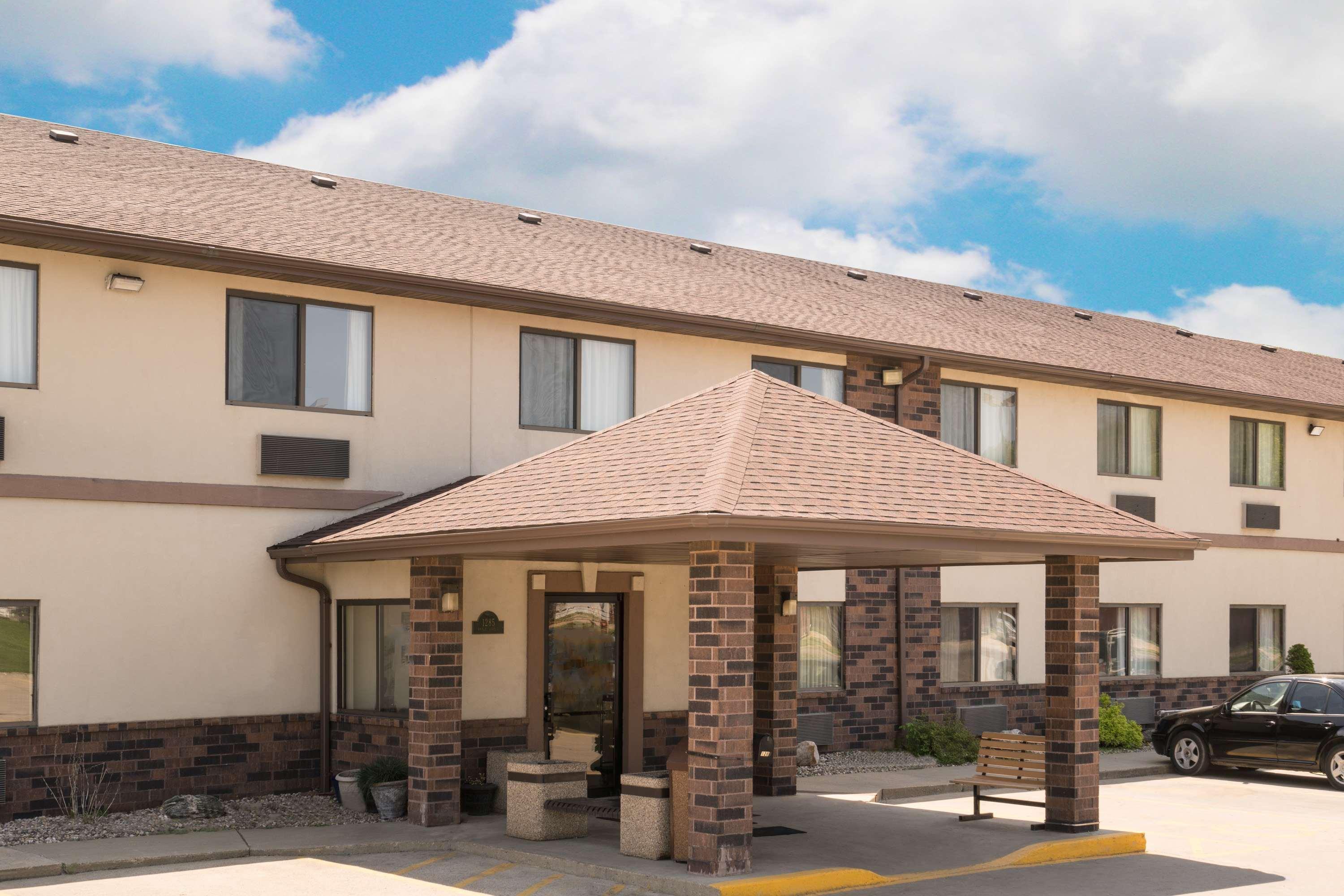 Days Inn By Wyndham Mankato Eksteriør billede